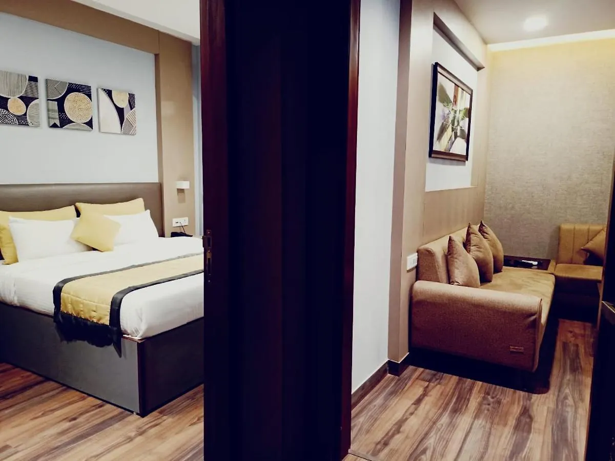 Western Blu Delhi  Hotel