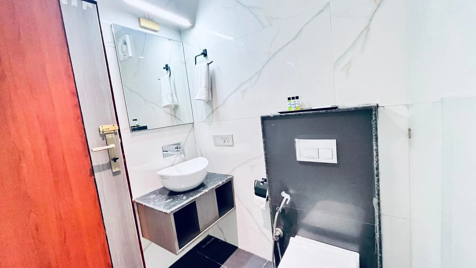 Western Blu Delhi  Hotel Delhi (National Capital Territory of India)